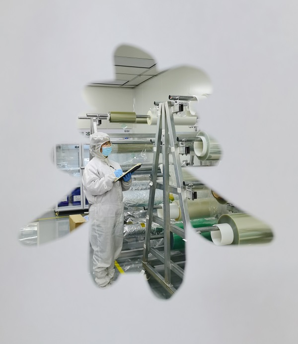 光電功能薄膜事業部 梁雨軒.jpg